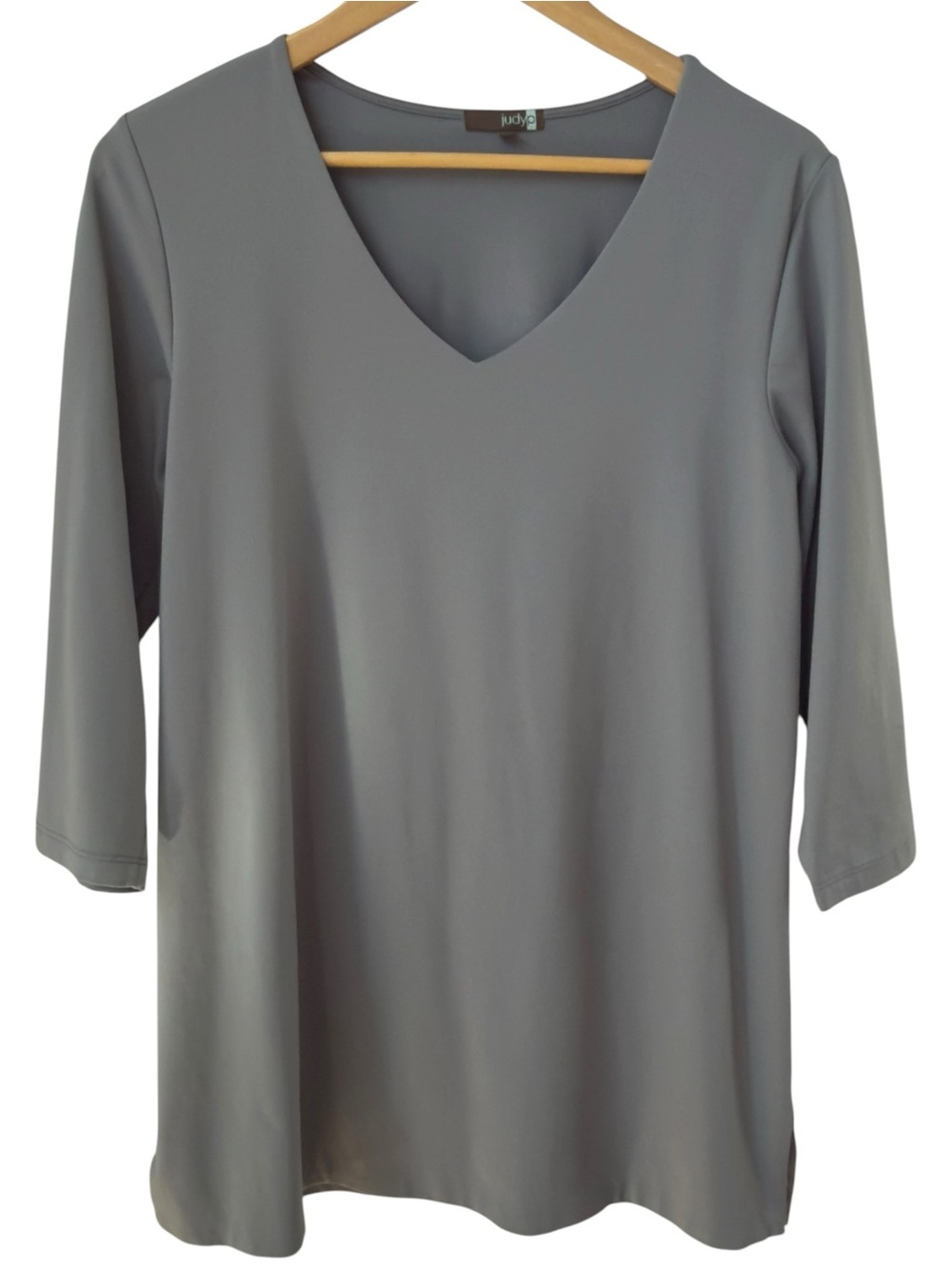 JudyP Gray Karen 3/4 Sleeve V-Neck Microfiber Tunic Top. Large.